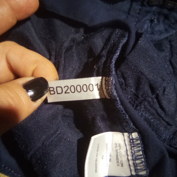 New York & Company Navy Shorts Sz.12 - Picture 6 of 10